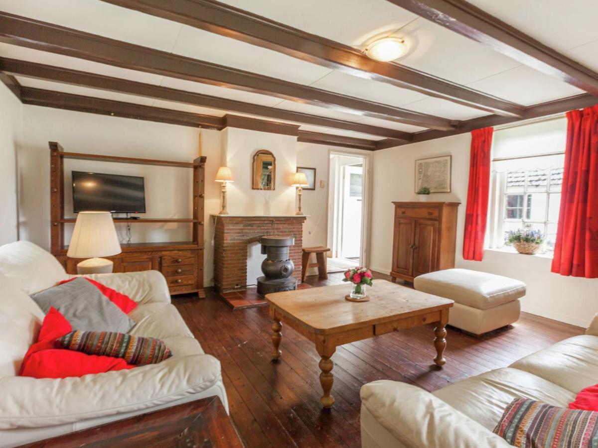 Cozy Holiday Home near Forest in Baarn Buitenkant foto