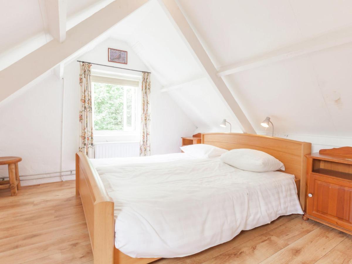 Cozy Holiday Home near Forest in Baarn Buitenkant foto